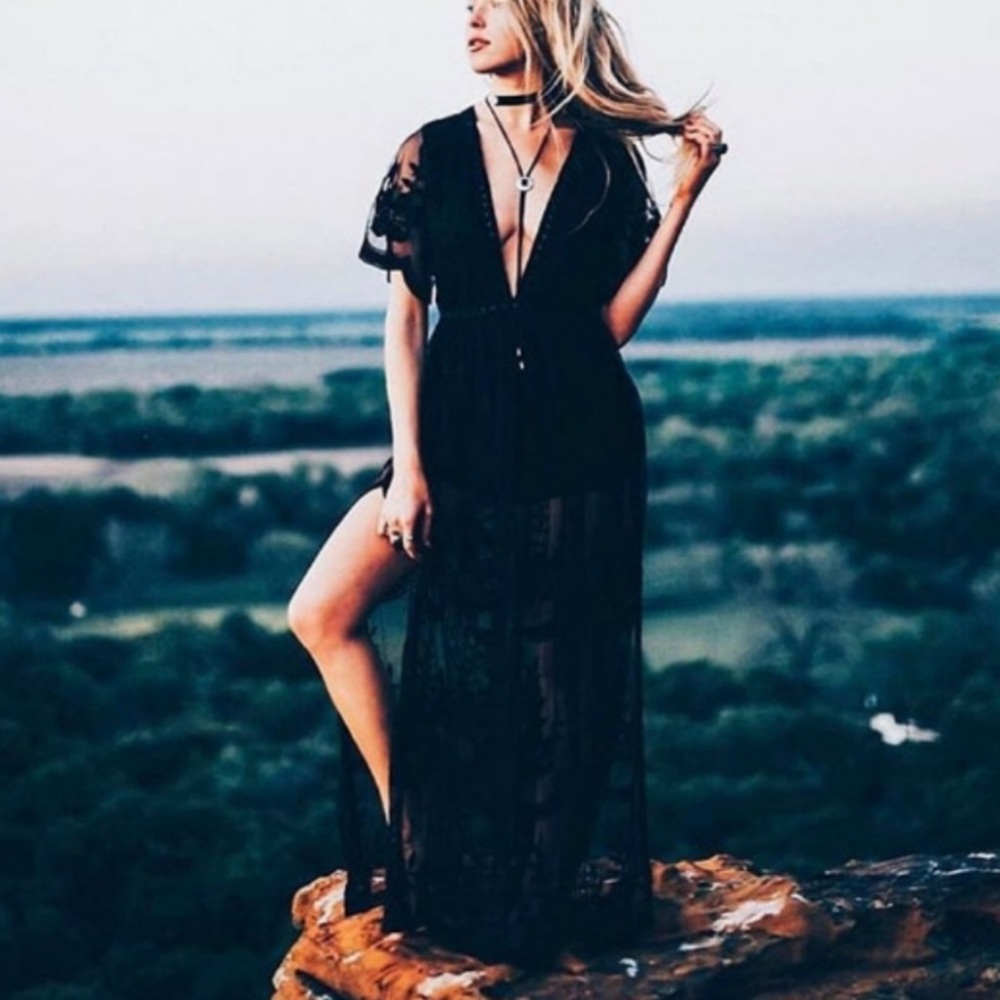 Lace Plunging V Neck Sheer Beautiful Maxi Dress Black Small - Picture 7 of 15